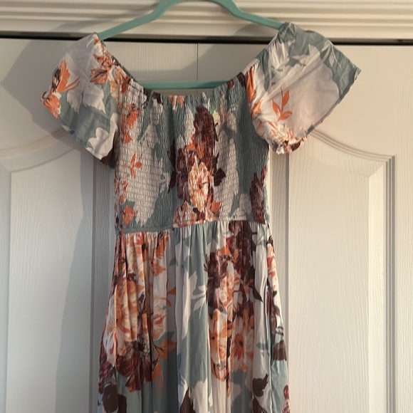 High-Low Floral Sundress - Picture 2 of 2